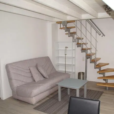 Apartment T3 A 150 M De La De Bonne Source