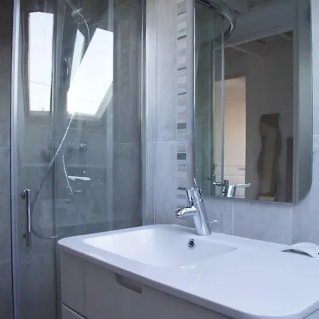 T3 A 150 M De La De Bonne Source Apartment