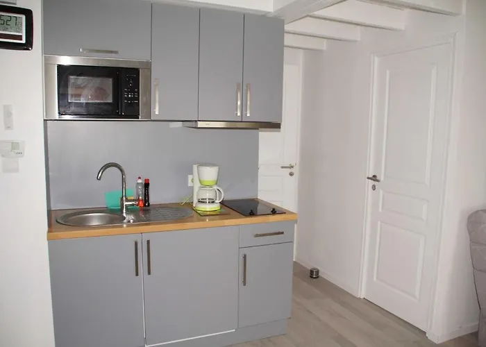 T3 A 150 M De La De Bonne Source Apartment *