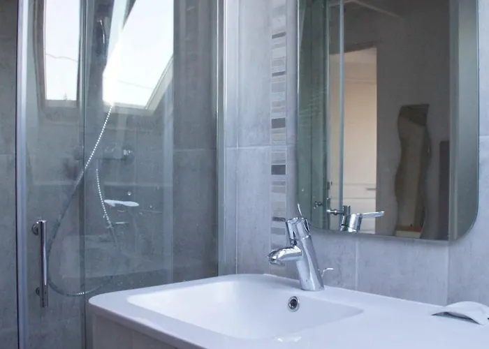 T3 A 150 M De La De Bonne Source Apartment